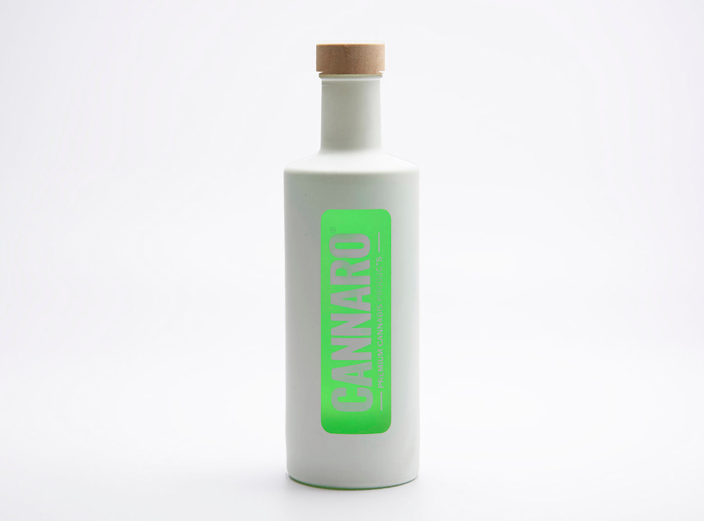 
                  
                    CANNARO ALKOHOLFREIER CANNABIS GIN SPIRIT
                  
                